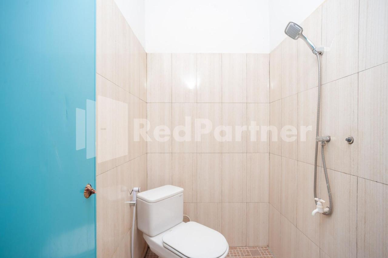 Wisma Juanda Bogor Mitra Reddoorz Exterior photo