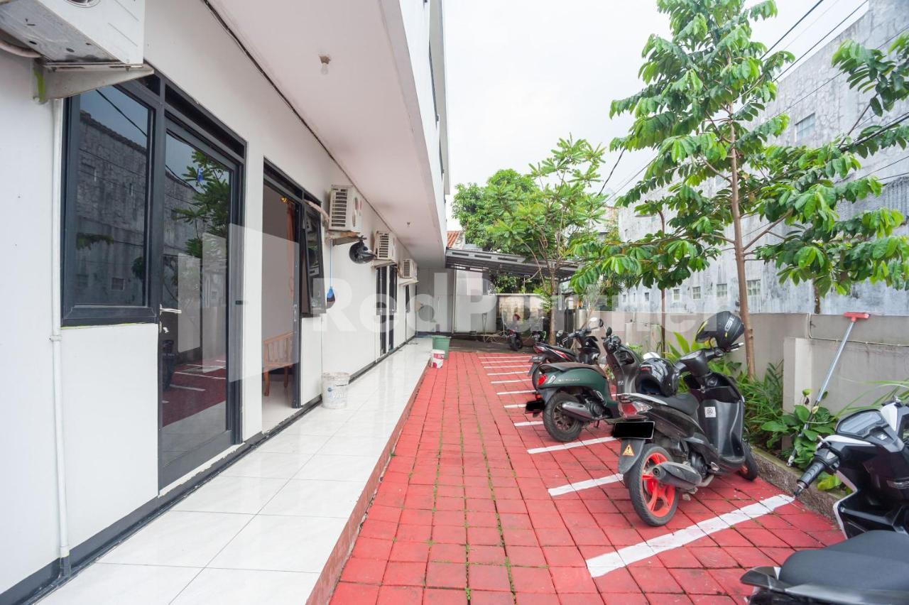 Wisma Juanda Bogor Mitra Reddoorz Exterior photo
