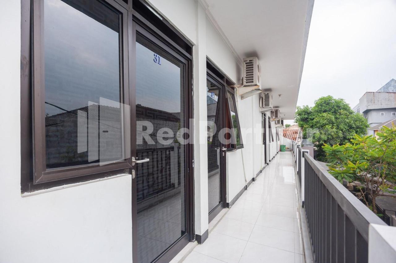 Wisma Juanda Bogor Mitra Reddoorz Exterior photo